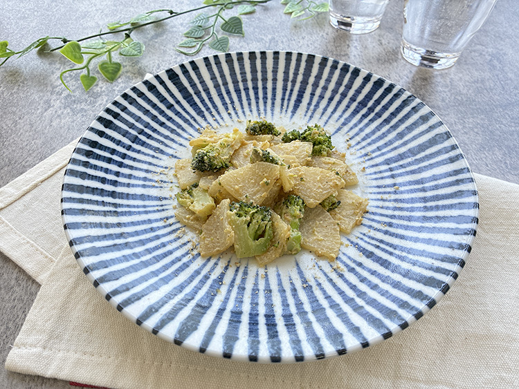 大根とブロッコリーの味噌マヨ炒め"