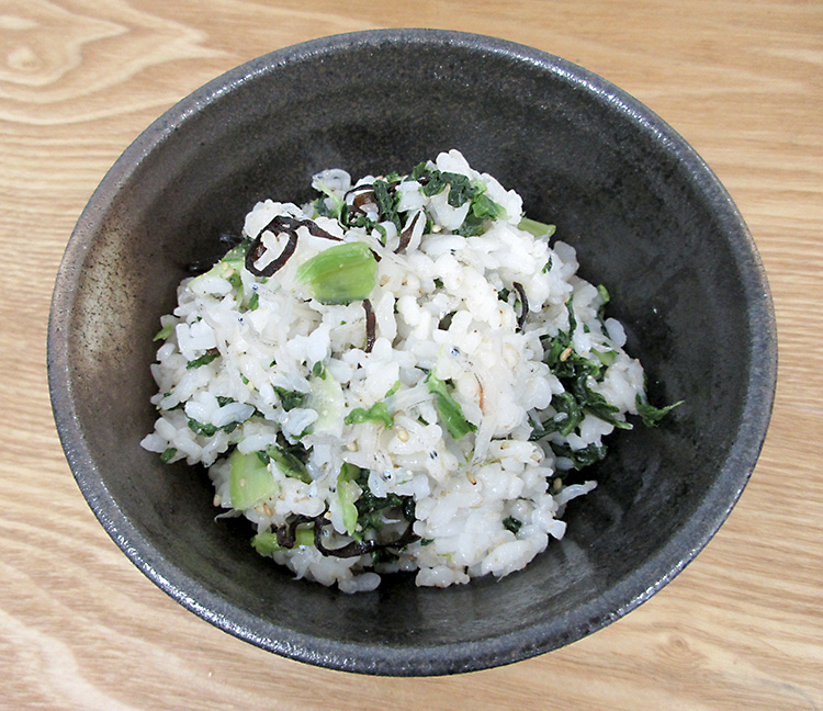 しろ菜とじゃこの混ぜごはん